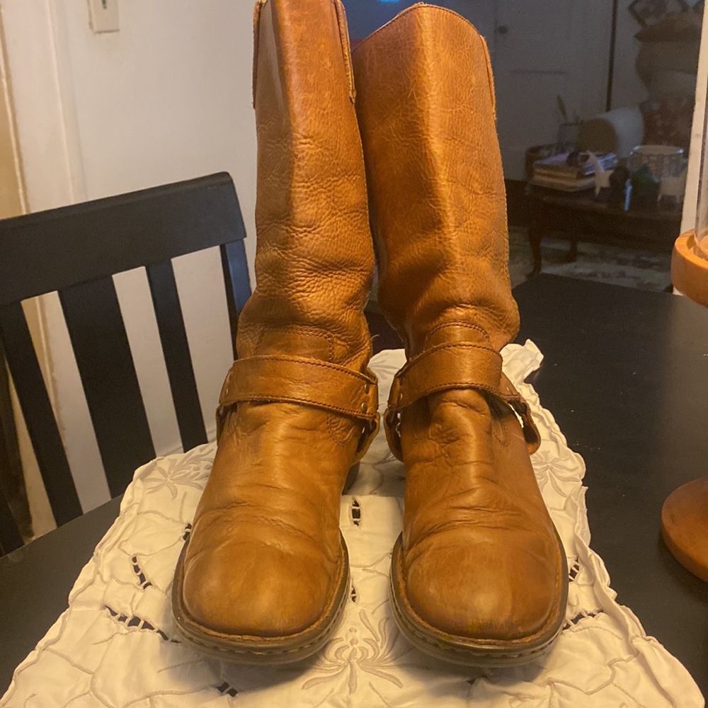 Motor cycle boots